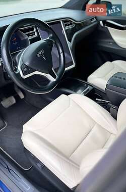 Внедорожник / Кроссовер Tesla Model X 2018 в 