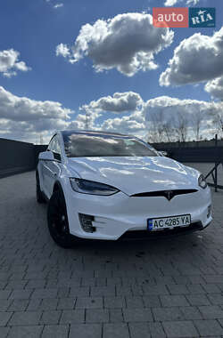 Позашляховик / Кросовер Tesla Model X 2017 в Самборі