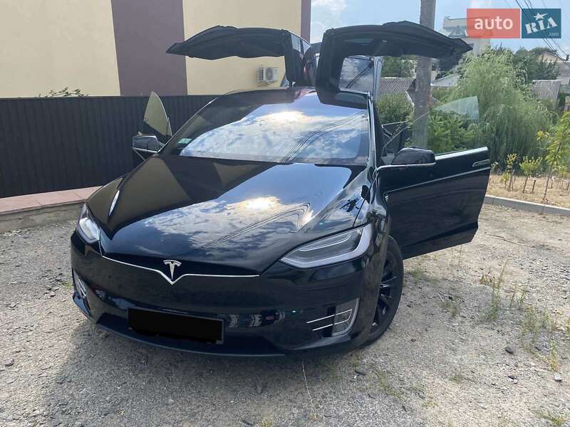 Внедорожник / Кроссовер Tesla Model X 2017 в Киеве