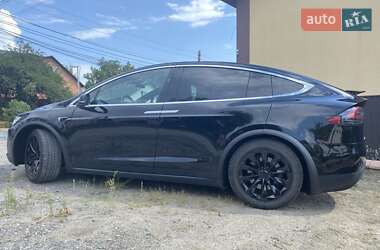 Внедорожник / Кроссовер Tesla Model X 2017 в 