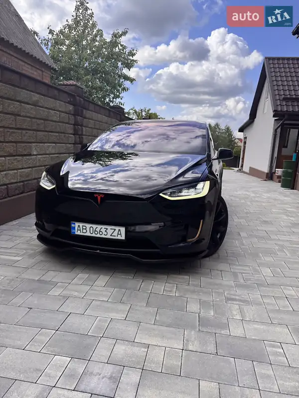 Внедорожник / Кроссовер Tesla Model X 2019 в 