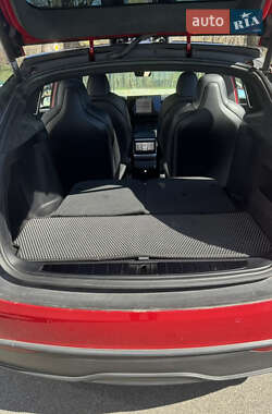 Позашляховик / Кросовер Tesla Model X 2022 в 