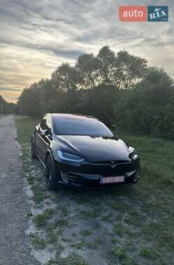 Внедорожник / Кроссовер Tesla Model X 2017 в 