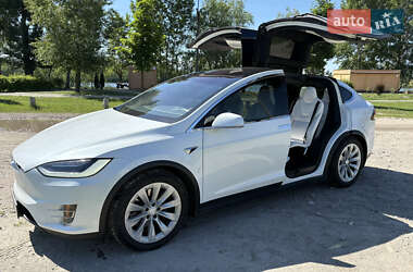 Внедорожник / Кроссовер Tesla Model X 2017 в Киеве