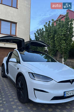 Позашляховик / Кросовер Tesla Model X 2023 в 
