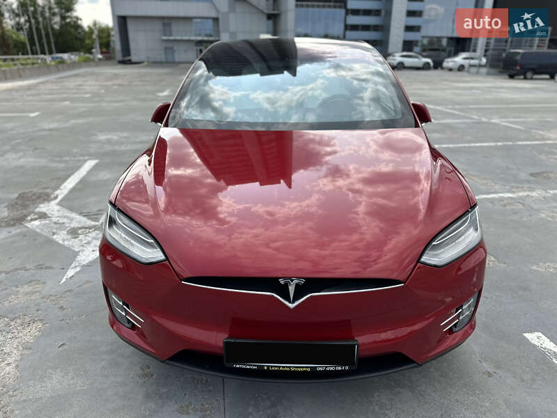 Позашляховик / Кросовер Tesla Model X 2017 в Києві