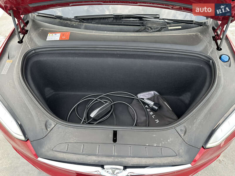 Внедорожник / Кроссовер Tesla Model X 2017 в Киеве