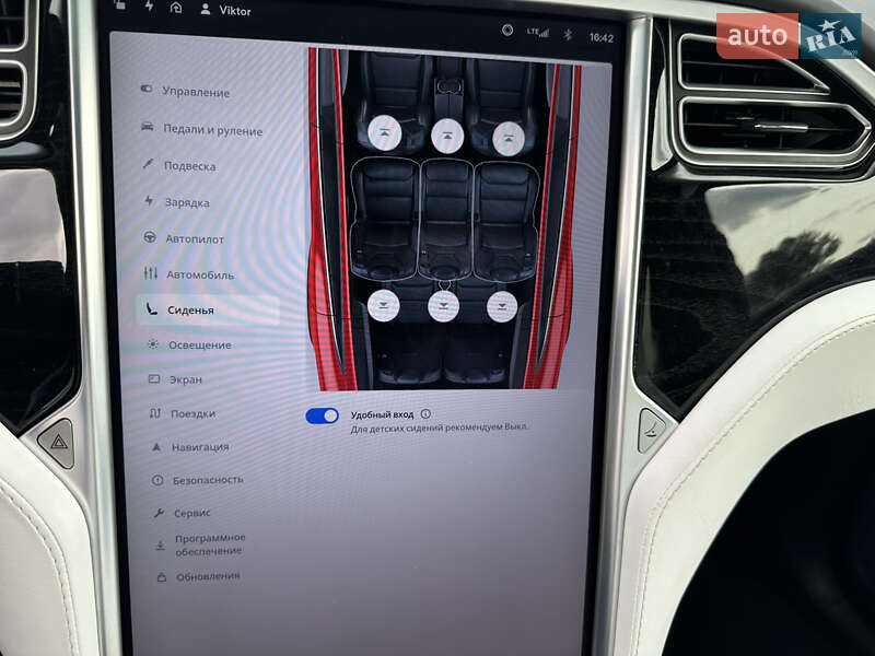 Позашляховик / Кросовер Tesla Model X 2017 в Києві
