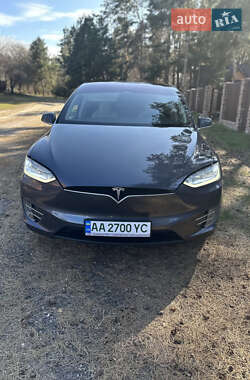 Внедорожник / Кроссовер Tesla Model X 2018 в 
