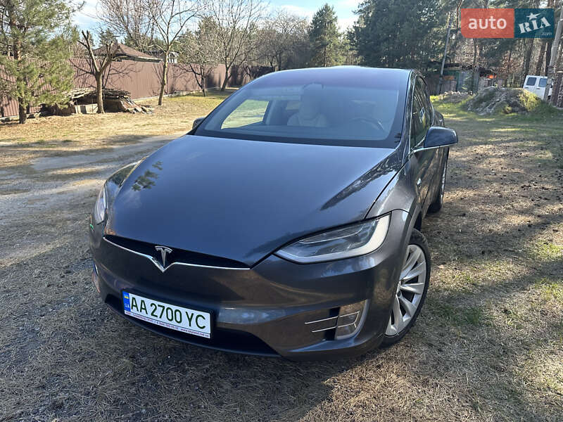 Внедорожник / Кроссовер Tesla Model X 2018 в Киеве