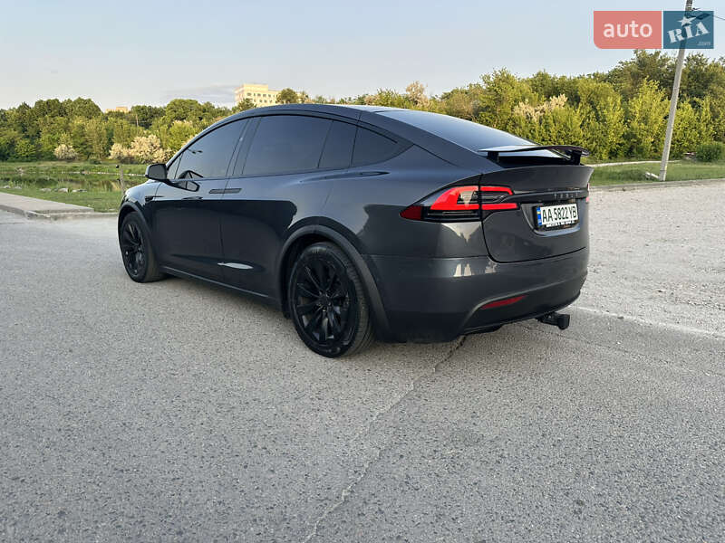 Позашляховик / Кросовер Tesla Model X 2017 в Дніпрі