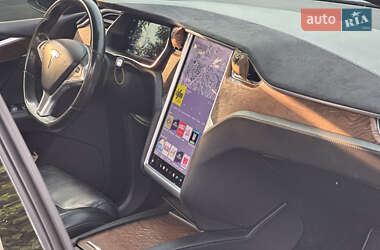 Внедорожник / Кроссовер Tesla Model X 2017 в 