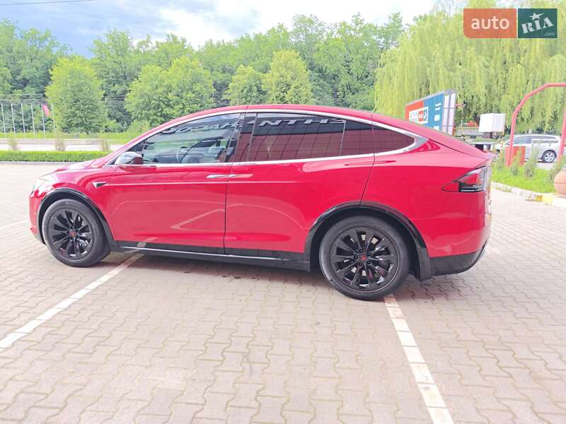 Внедорожник / Кроссовер Tesla Model X 2019 в Виннице