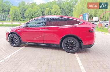 Позашляховик / Кросовер Tesla Model X 2019 в 