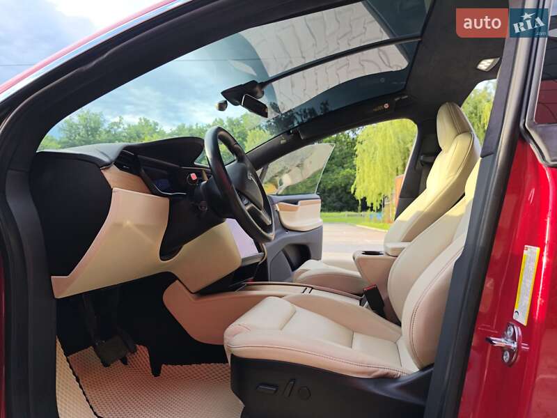 Внедорожник / Кроссовер Tesla Model X 2019 в Виннице