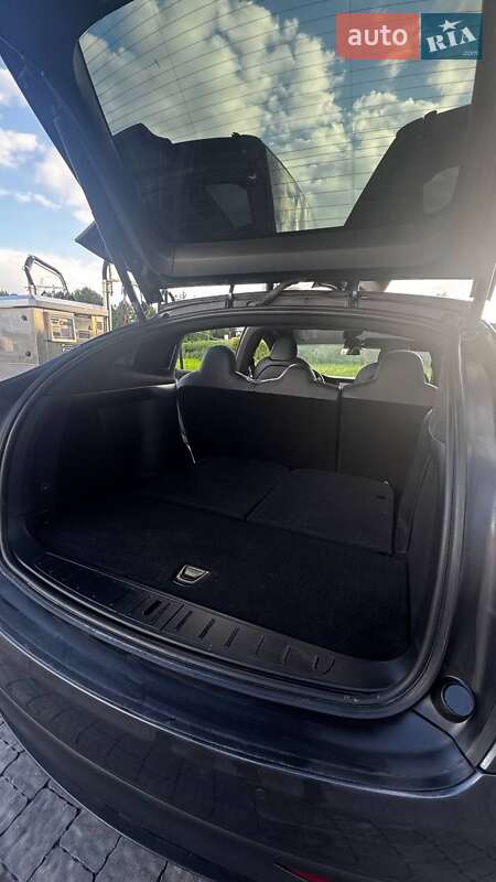 Позашляховик / Кросовер Tesla Model X 2020 в Львові