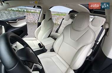 Внедорожник / Кроссовер Tesla Model X 2017 в 