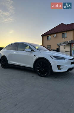 Внедорожник / Кроссовер Tesla Model X 2020 в 