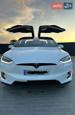 Внедорожник / Кроссовер Tesla Model X 2020 в 