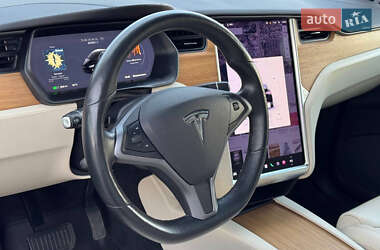 Позашляховик / Кросовер Tesla Model X 2019 в 