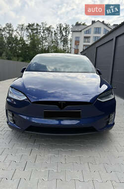 Внедорожник / Кроссовер Tesla Model X 2017 в 
