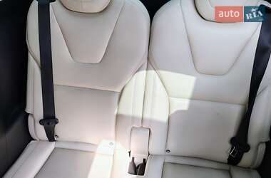 Позашляховик / Кросовер Tesla Model X 2018 в 