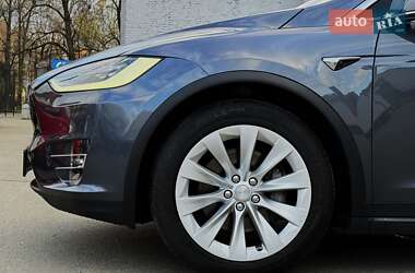 Внедорожник / Кроссовер Tesla Model X 2018 в 