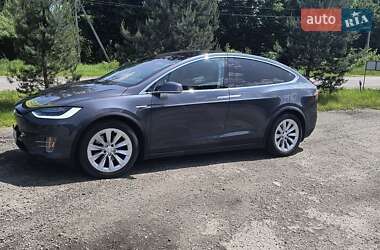 Внедорожник / Кроссовер Tesla Model X 2016 в 