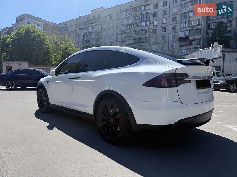 Позашляховик / Кросовер Tesla Model X 2020 в Харкові