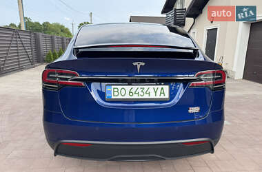 Позашляховик / Кросовер Tesla Model X 2022 в 