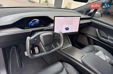 Позашляховик / Кросовер Tesla Model X 2022 в 