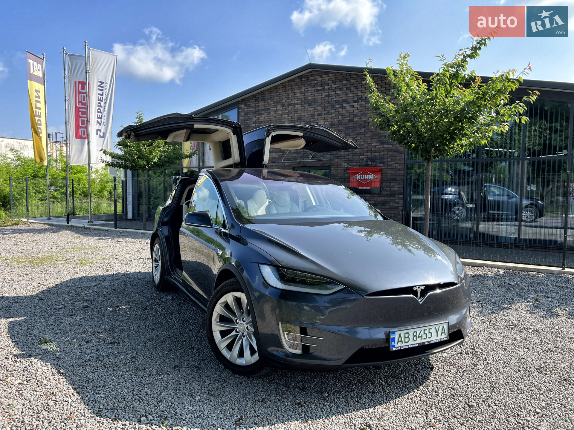 2018 Tesla Model X - мініатюра 2