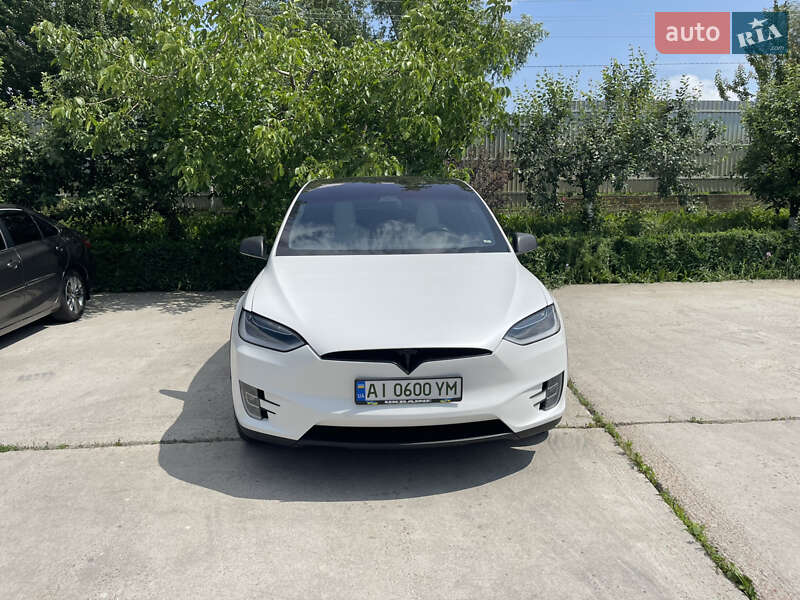 Внедорожник / Кроссовер Tesla Model X 2019 в 