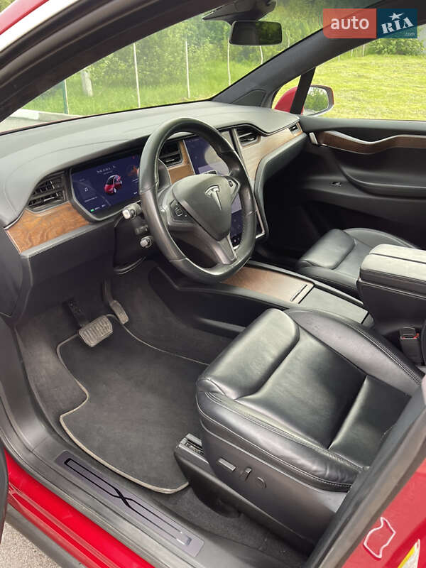 Позашляховик / Кросовер Tesla Model X 2020 в Хмельницькому