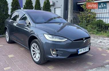Внедорожник / Кроссовер Tesla Model X 2017 в 