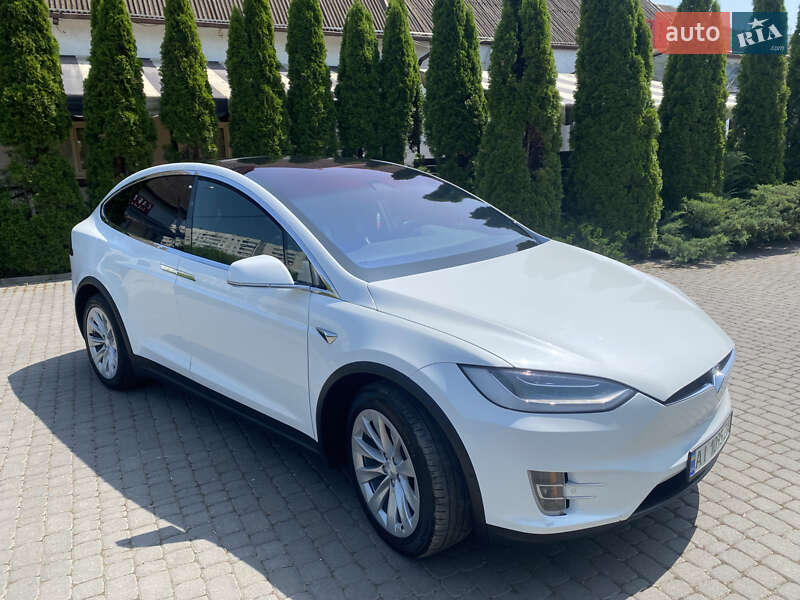 Позашляховик / Кросовер Tesla Model X 2017 в Харкові