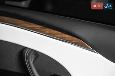 Внедорожник / Кроссовер Tesla Model X 2023 в 