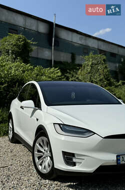 Внедорожник / Кроссовер Tesla Model X 2016 в 