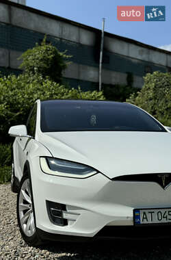Внедорожник / Кроссовер Tesla Model X 2016 в 