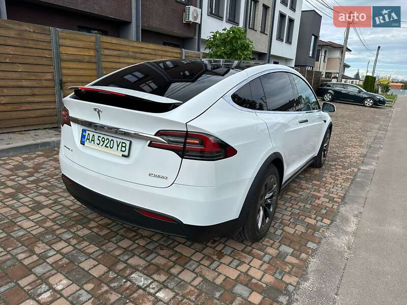 Позашляховик / Кросовер Tesla Model X 2018 в Києві