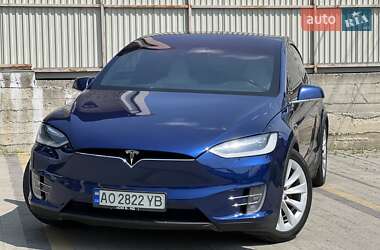 Позашляховик / Кросовер Tesla Model X 2017 в 