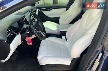 Позашляховик / Кросовер Tesla Model X 2017 в 