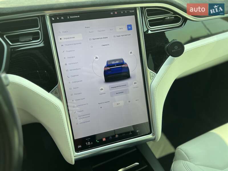 Позашляховик / Кросовер Tesla Model X 2017 в Ужгороді