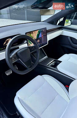 Позашляховик / Кросовер Tesla Model X 2022 в 