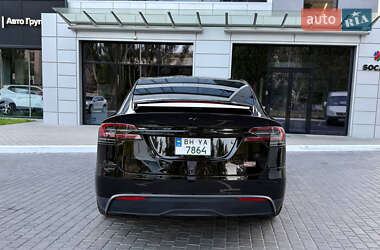 Позашляховик / Кросовер Tesla Model X 2022 в 