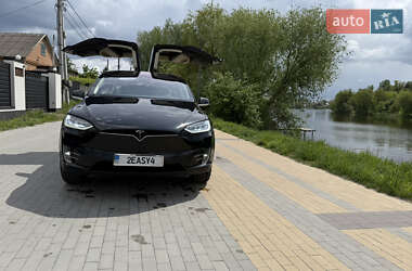 Внедорожник / Кроссовер Tesla Model X 2017 в 