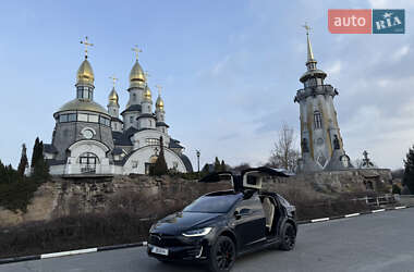Внедорожник / Кроссовер Tesla Model X 2017 в 