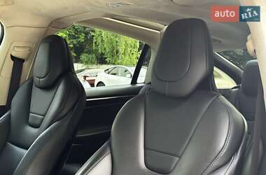 Внедорожник / Кроссовер Tesla Model X 2016 в 