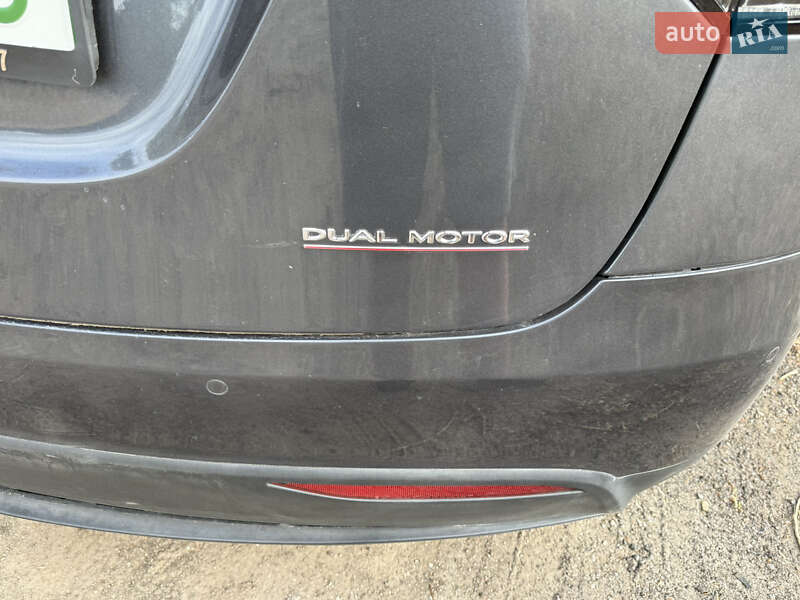 Внедорожник / Кроссовер Tesla Model X 2019 в Днепре