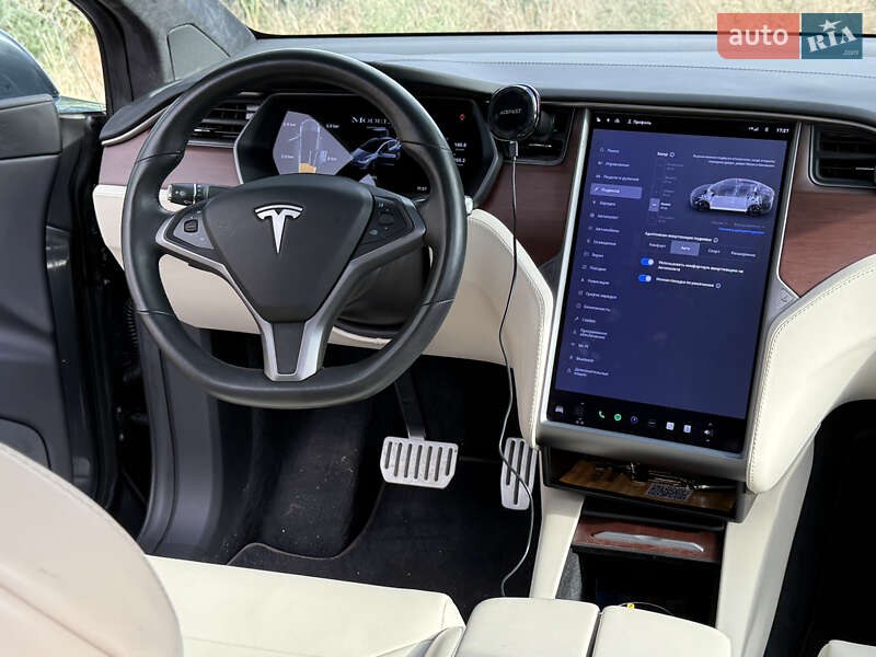 Внедорожник / Кроссовер Tesla Model X 2019 в Днепре